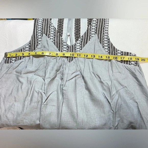 DOE & RAE Light blue Sleeveless embroidered top shift‎ dress size L. - Picture 13 of 14